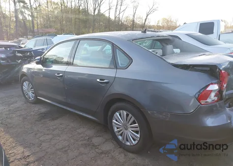 2014 Volkswagen Passat 2.5L S z USA, uszkodzony, nr VIN 1VWAP7A30EC038302